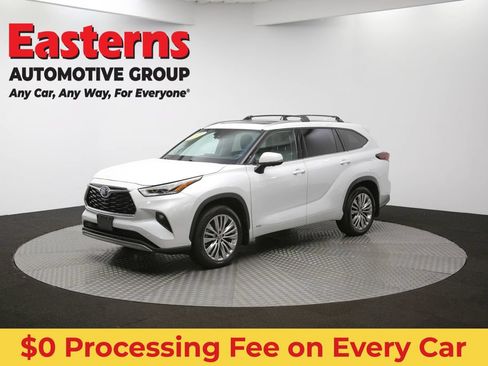 Used 2024 Toyota Highlander Platinum AWD/4WD image 62