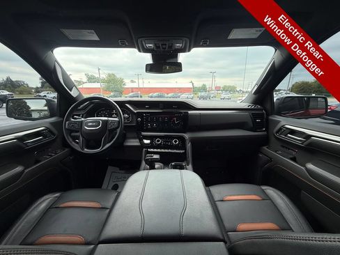 Used 2024 GMC Sierra 1500 AT4 w/ AT4 Premium Package AWD/4WD image 42