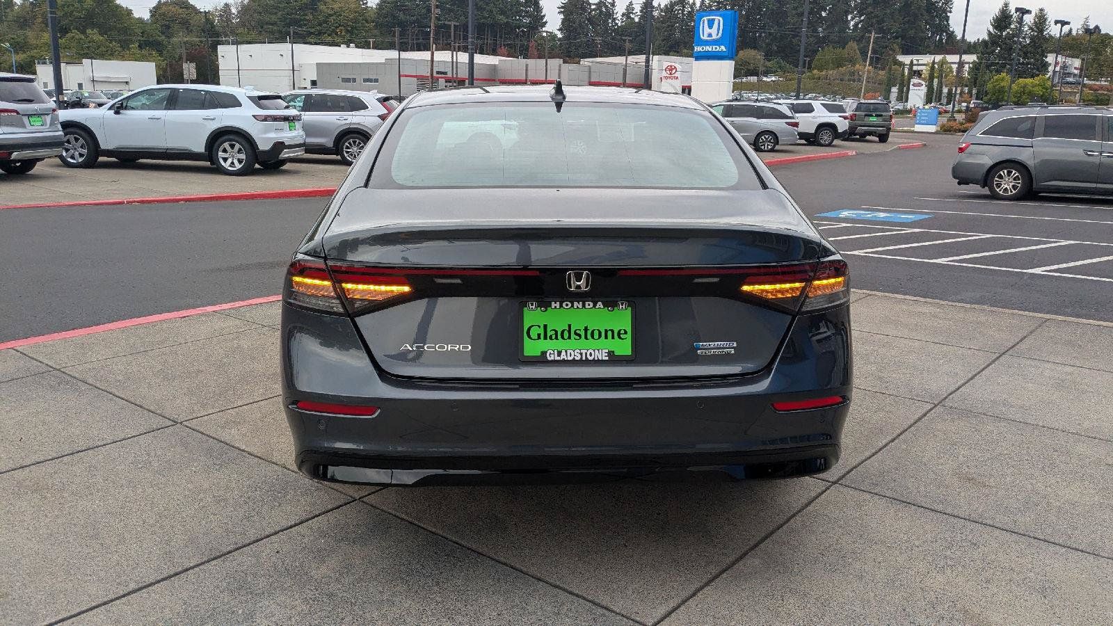Used 2026 Honda Accord Touring image 5
