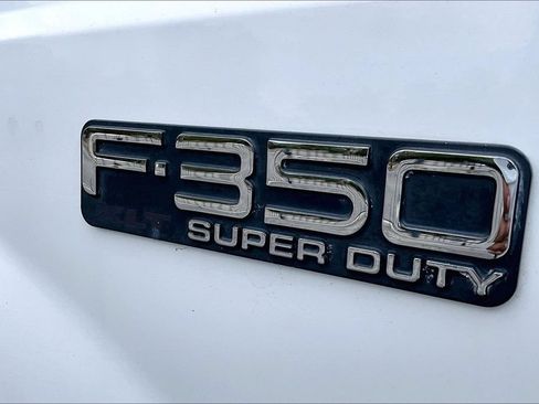 Used 2003 Ford F350 XLT RWD image 23