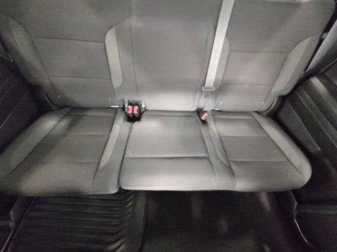 Used 2024 Chevrolet Silverado 1500 LT AWD/4WD image 23