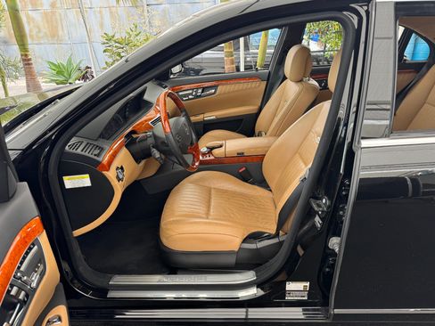 Used 2008 Mercedes-Benz S 550 image 12