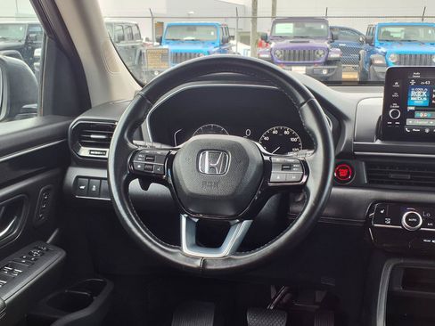 Used 2023 Honda Pilot EX-L image 19