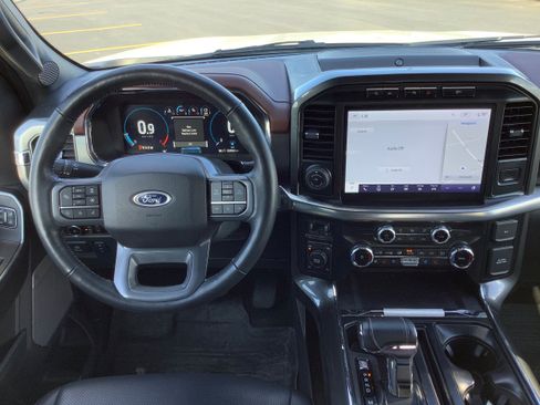 Used 2023 Ford F150 Lariat w/ Equipment Group 502A High image 8