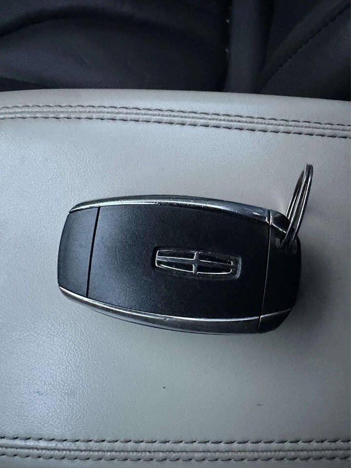 Used 2017 Lincoln MKC Reserve AWD/4WD image 41