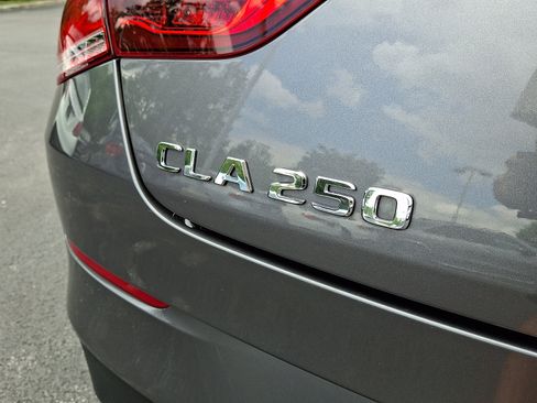 Certified 2022 Mercedes-Benz CLA 250 4MATIC image 31