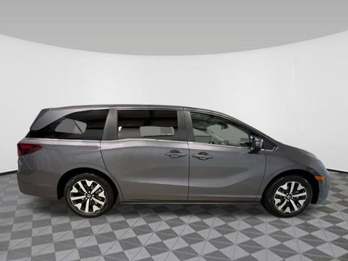 New 2026 Honda Odyssey EX-L image 8