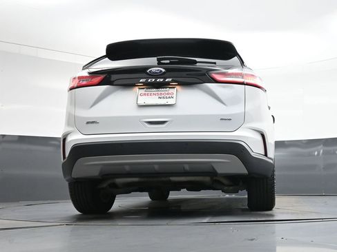 Used 2023 Ford Edge SEL image 38