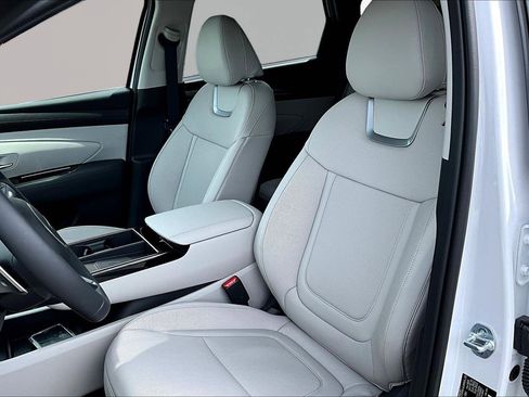 New 2026 Hyundai Tucson Limited AWD/4WD image 16