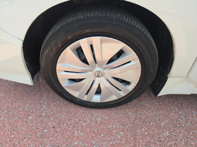 Used 2024 Nissan Leaf S FWD image 23