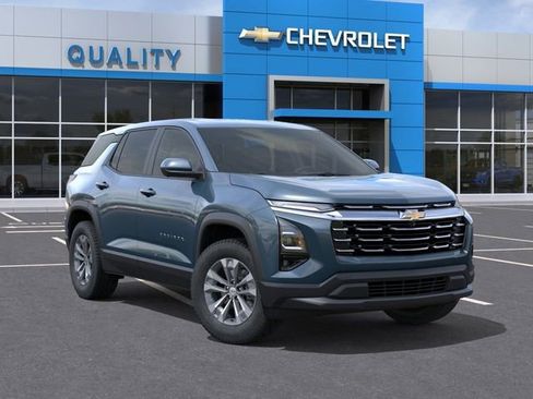 New 2026 Chevrolet Equinox LT w/ Safety and Technology Package FWD image 7