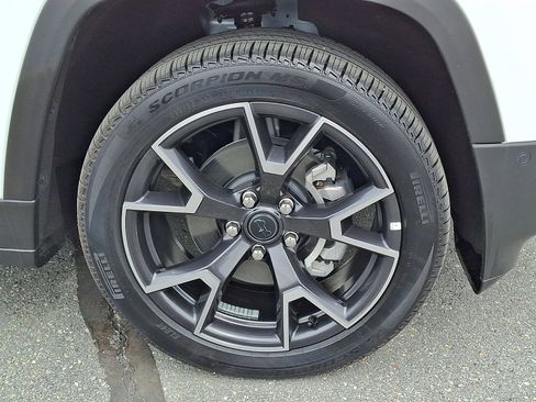 New 2026 Jeep Cherokee Overland w/ Advanced Pro Tech Group AWD/4WD image 5