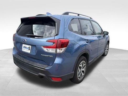 Used 2021 Subaru Forester Premium w/ Popular Package #1 image 3