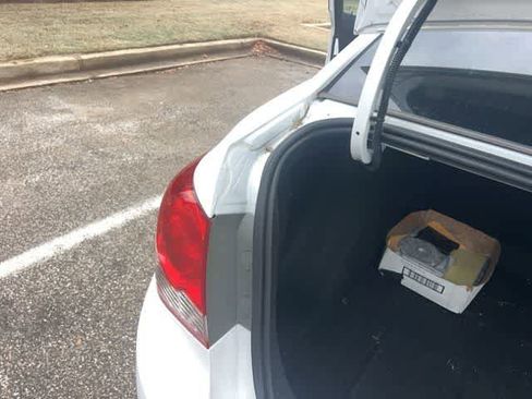 Used 2011 Chevrolet Cruze LS w/ Connectivity Package image 11