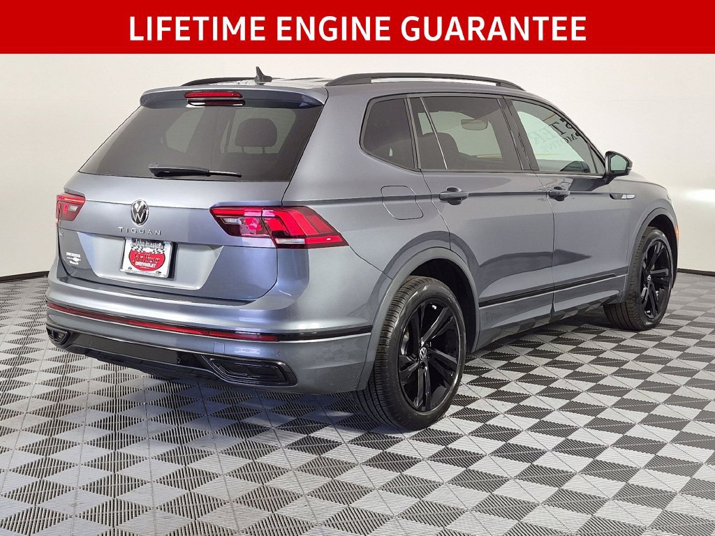 Used 2023 Volkswagen Tiguan SE R-Line FWD image 4