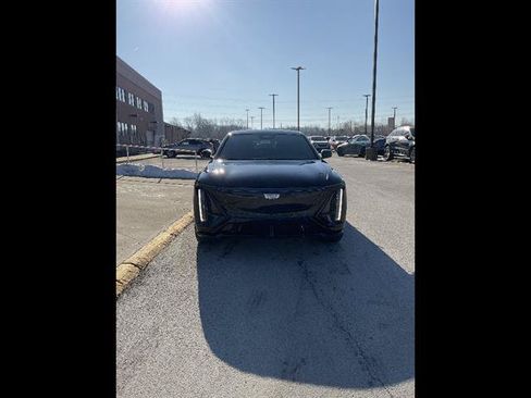 New 2026 Cadillac Lyriq V AWD/4WD image 9