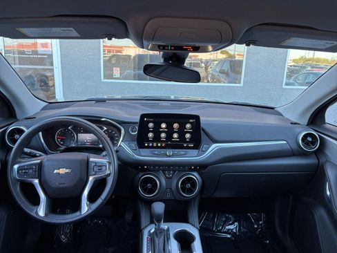 Used 2025 Chevrolet Blazer LT image 33