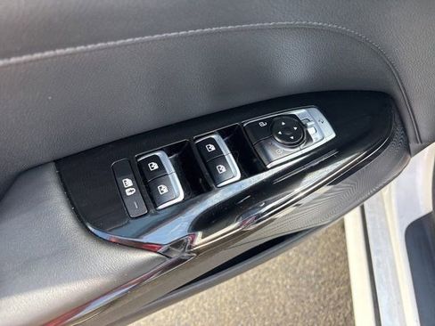 Used 2023 Kia K5 GT-Line image 14