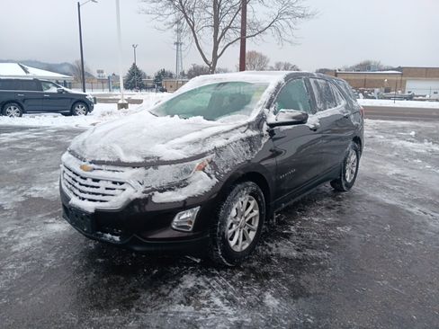 Used 2020 Chevrolet Equinox LT image 18