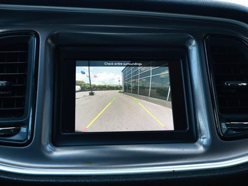 Used 2021 Dodge Challenger SXT RWD image 17