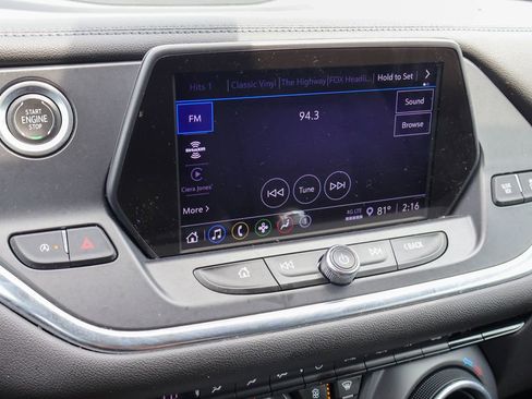 Used 2021 Chevrolet Blazer LT FWD image 3