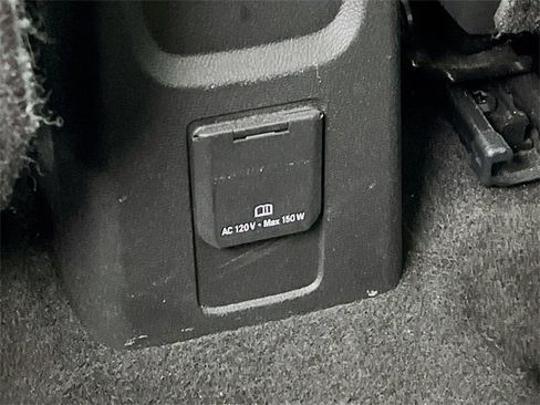 Used 2022 Buick Encore Preferred w/ Safety Package image 31