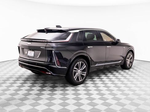 Certified 2024 Cadillac Lyriq Luxury RWD image 5