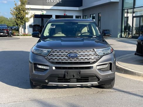Used 2021 Ford Explorer Limited w/ Equipment Group 301A AWD/4WD image 2