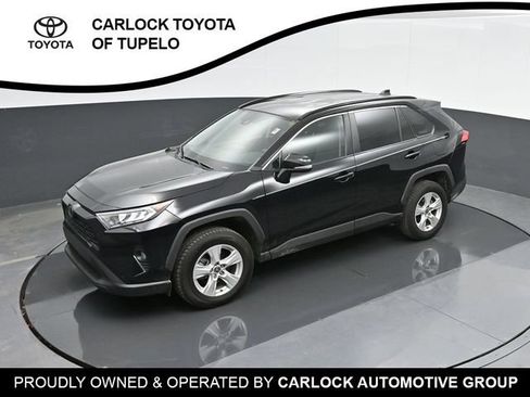 Used 2021 Toyota RAV4 XLE FWD image 33