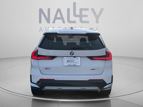 Used 2026 BMW X1 xDrive28i w/ Technology Package AWD/4WD image 4