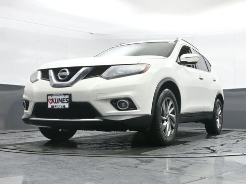Used 2014 Nissan Rogue SL image 43