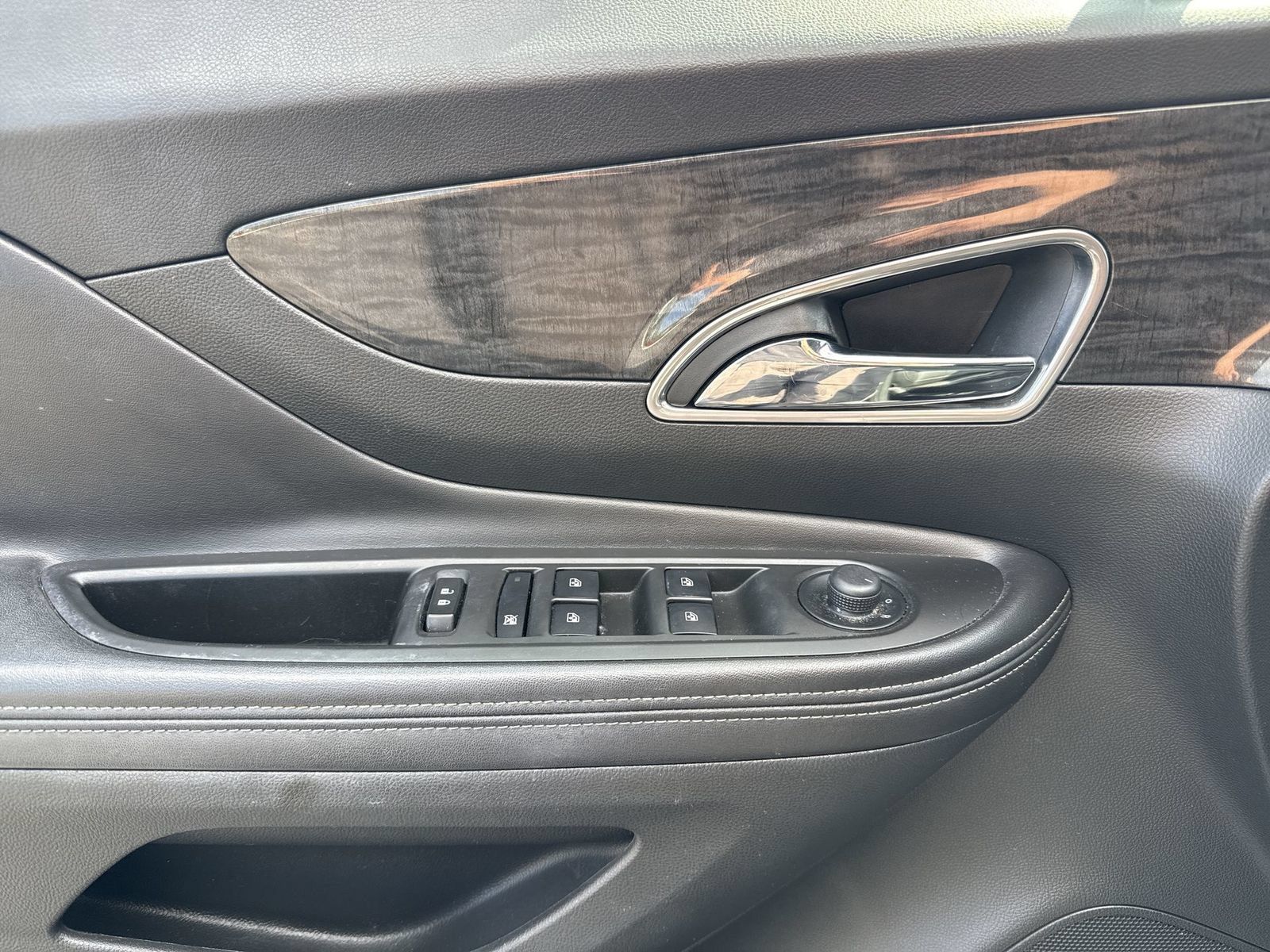 Used 2014 Buick Encore Leather AWD/4WD image 13