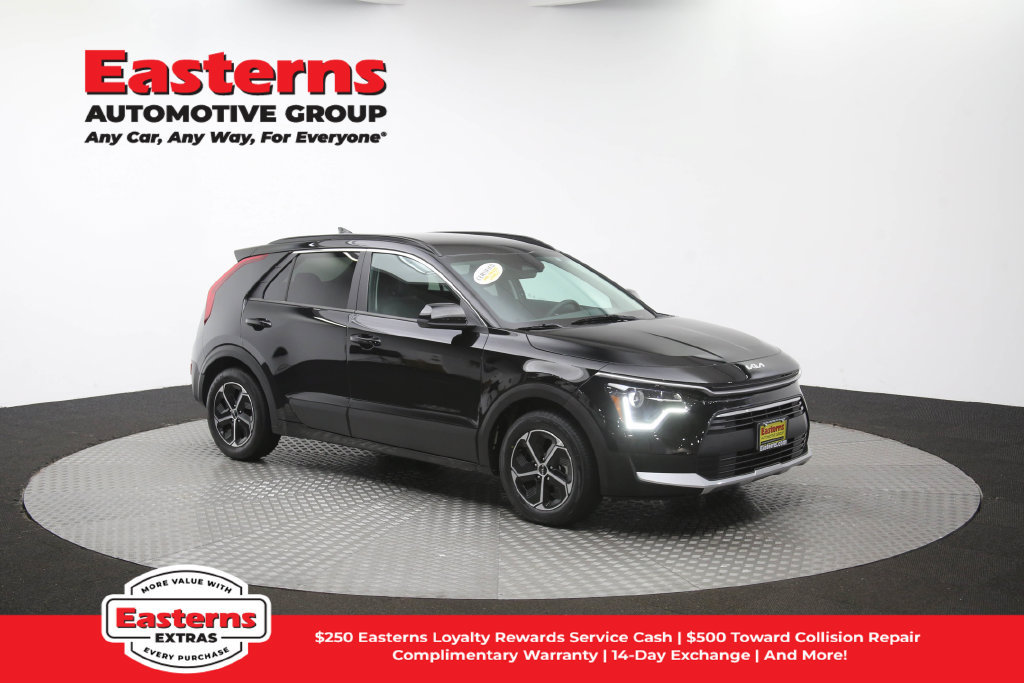 Used 2024 Kia Niro LX FWD image 48
