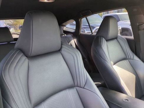 Certified 2021 Toyota Venza XLE w/ Softex Package image 7