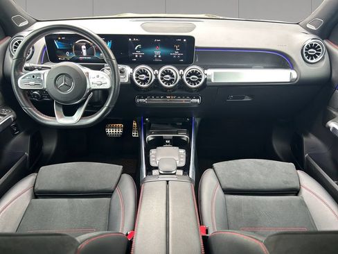 Used 2021 Mercedes-Benz GLB 35 AMG 4MATIC image 12