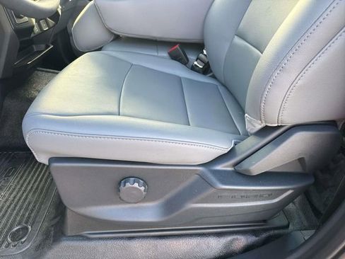 New 2026 Ford F350 XL w/ XL Driver Assist Package RWD image 18