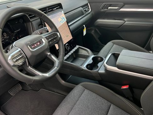 New 2026 GMC Terrain Elevation FWD image 8
