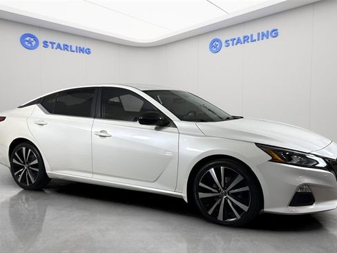 Used 2020 Nissan Altima 2.5 SR image 12