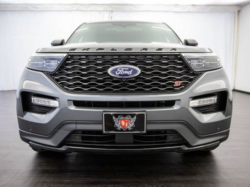 Used 2022 Ford Explorer ST image 38