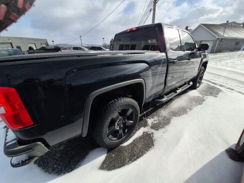 Used 2019 GMC Sierra 1500 Limited w/ Elevation Edition image 8