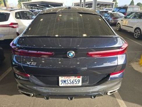 Used 2025 BMW X6 xDrive40i image 9