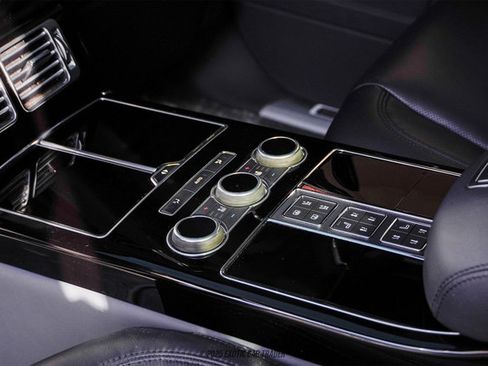 Used 2017 Land Rover Range Rover LWB SV Autobiography image 43