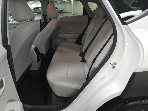 Used 2024 Hyundai Kona SEL FWD image 10