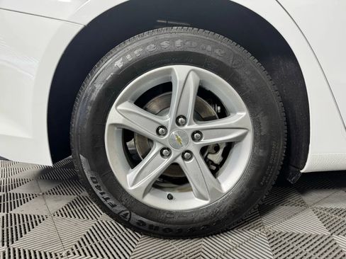 Used 2023 Chevrolet Malibu LS image 43