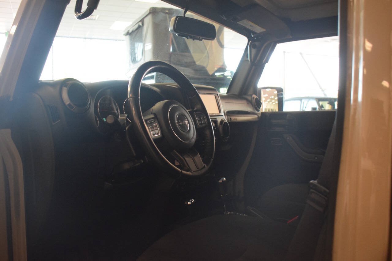 Used 2016 Jeep Wrangler Unlimited Sport w/ Quick Order Package 24S AWD/4WD image 41