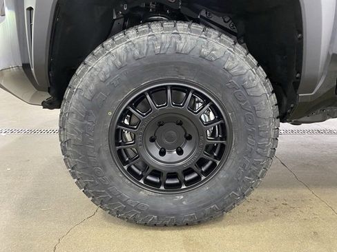 New 2025 Toyota Tacoma TRD Off-Road image 23