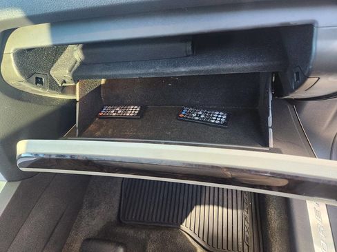 Used 2013 Ford Explorer Limited image 34