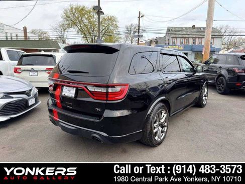 Used 2022 Dodge Durango R/T w/ Tow 'N Go Group image 5