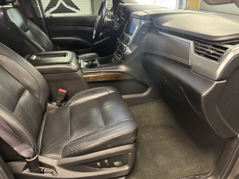 Used 2016 Chevrolet Tahoe LT image 11