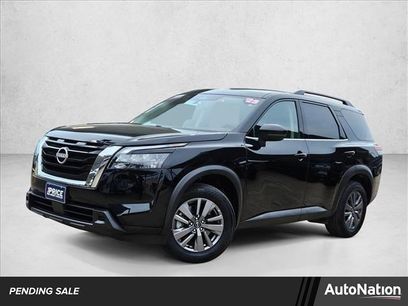 Used 2025 Nissan Pathfinder SV